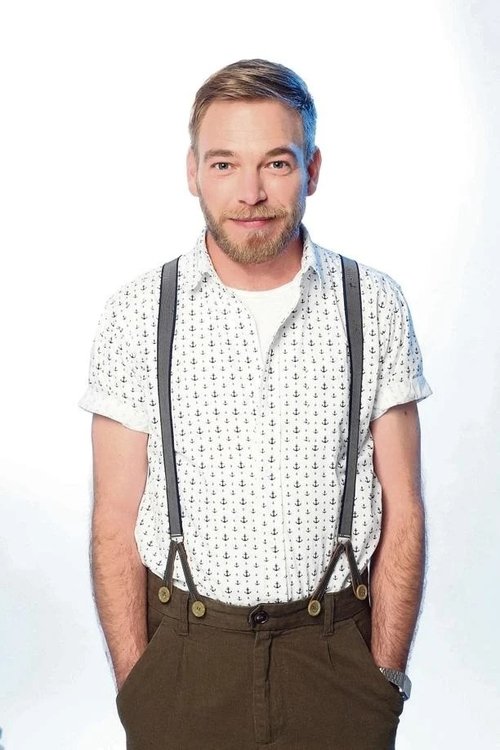 De Klerk Oelofse as Mikey