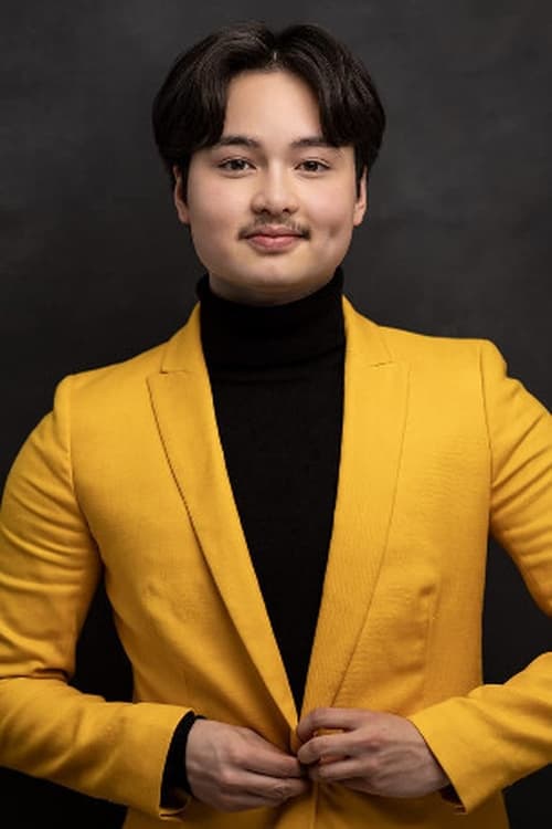 Marlowe Percival as Head Cheerleader (as Sarah Willey)