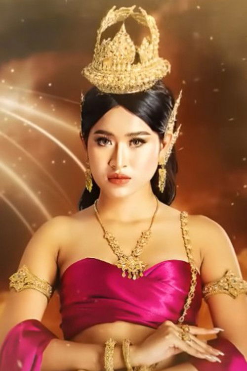 Hok Saritola as Actress