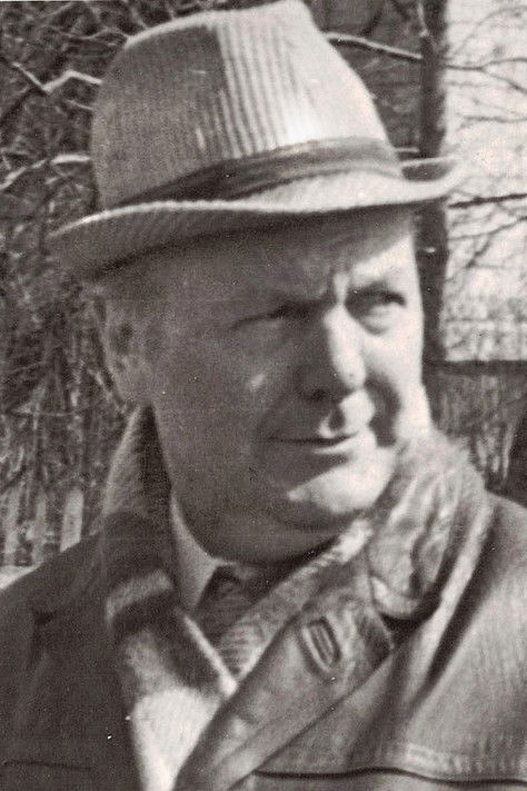 Mikhail Kashirin as мастеровой