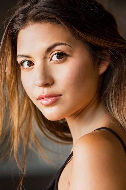 Eryn Nicole Pablico as Elizabeth