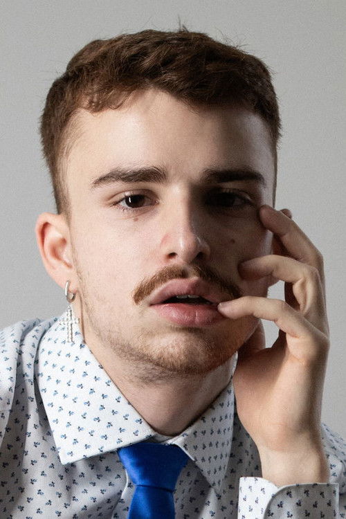 Ryan Jacobs as Bottom