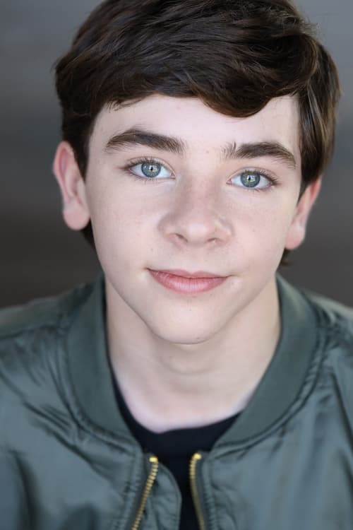 Owen Atlas as Young Dylan