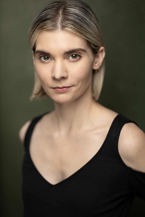 Natalie Grace as Stephanie Summers