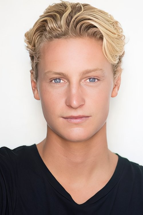 Samson Coulter as Pikelet