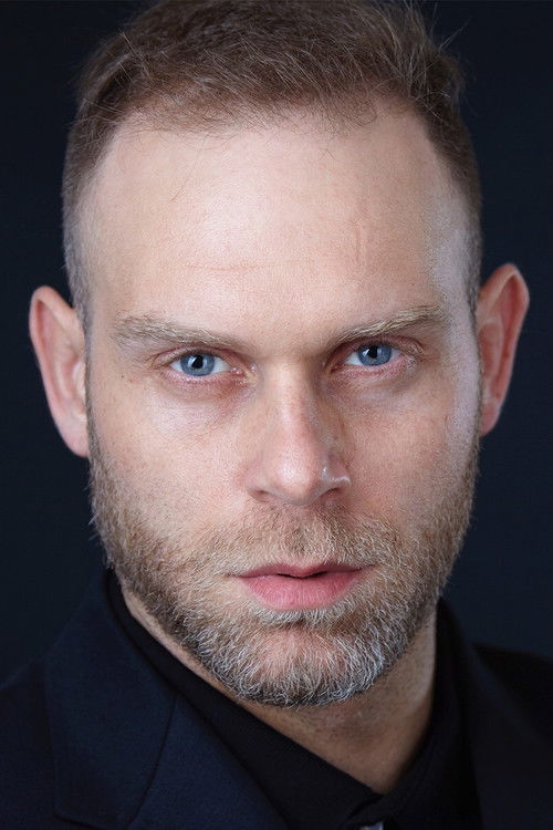 Santiago Romero as (as Santi Romero)