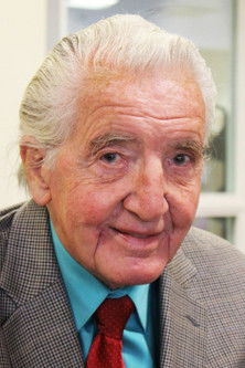 Dennis Skinner as Self