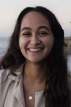 Hannah Notsch as Rosa