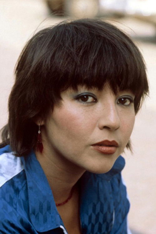 Marianne Boyer as Moeder Tiffany