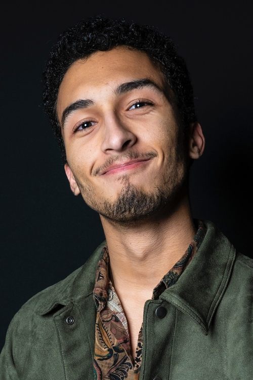 Logan Weisberg as Josh