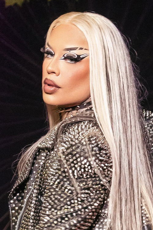 Gloria Groove as Self