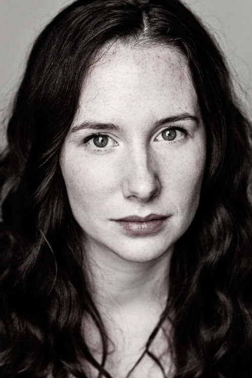 Eloise Black as Bonny