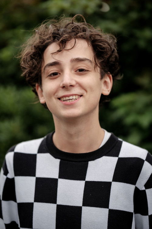 Luca Lacerenza as Gabriele