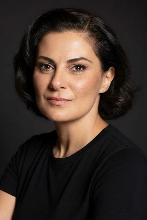 Aslı Altaylar as Gülbin Kaya