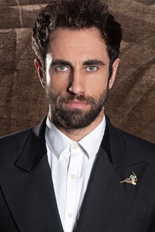 Dukagjin Podrimaj as Officer