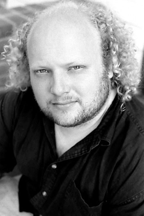 Chris Wyatt as Donnie Archer