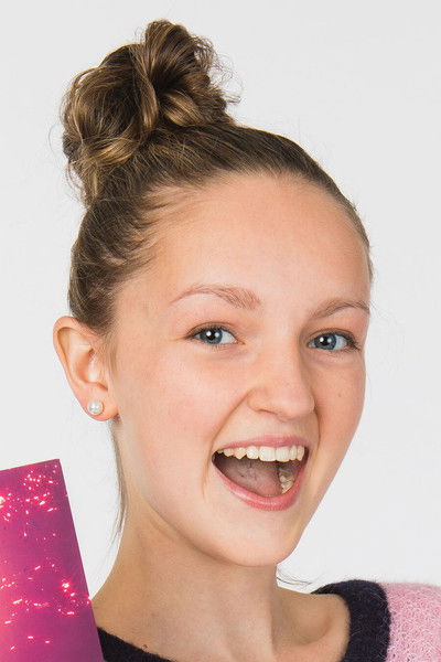 ​Emma Raveschot as 