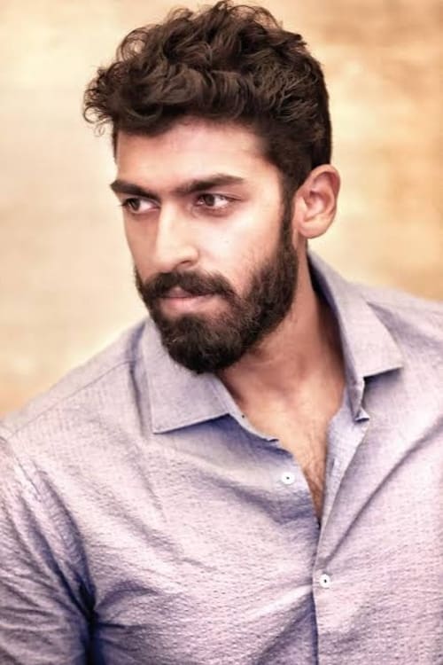 Vinay Rajkumar as Vijay Kumar