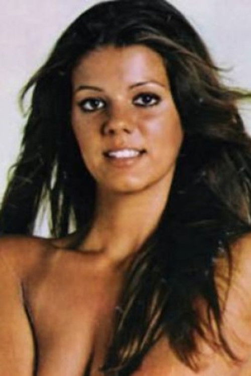 Rose di Primo as Cristina