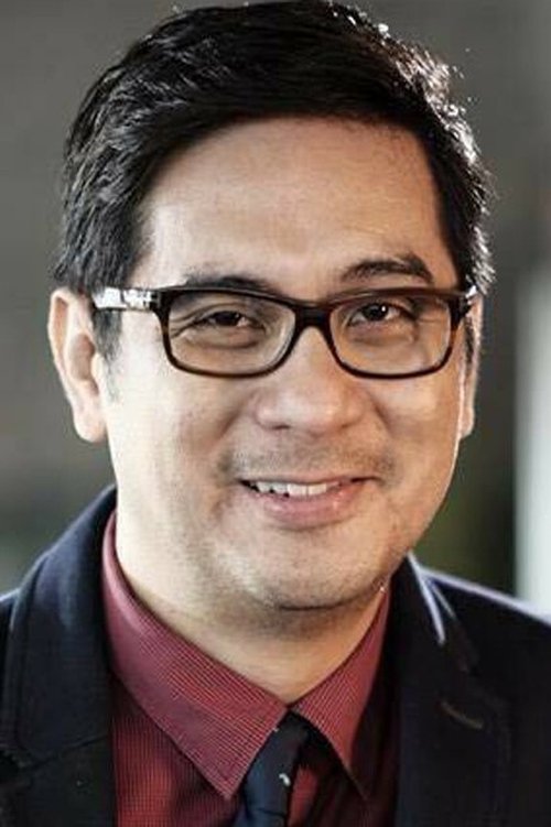 Laurenti Dyogi as MRT Passenger