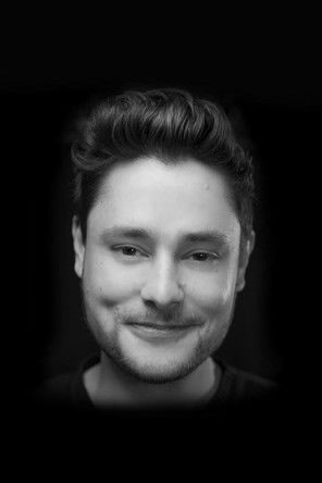 Kevin Kopacka as Johnny Arson