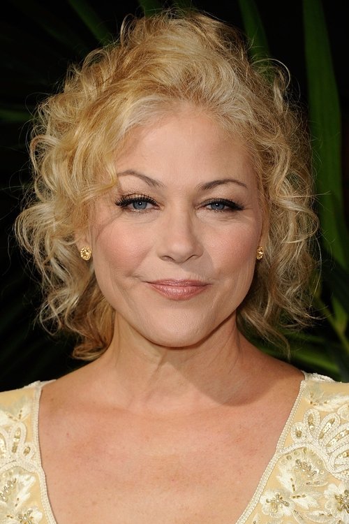 Patricia Hastie as Elizabeth King