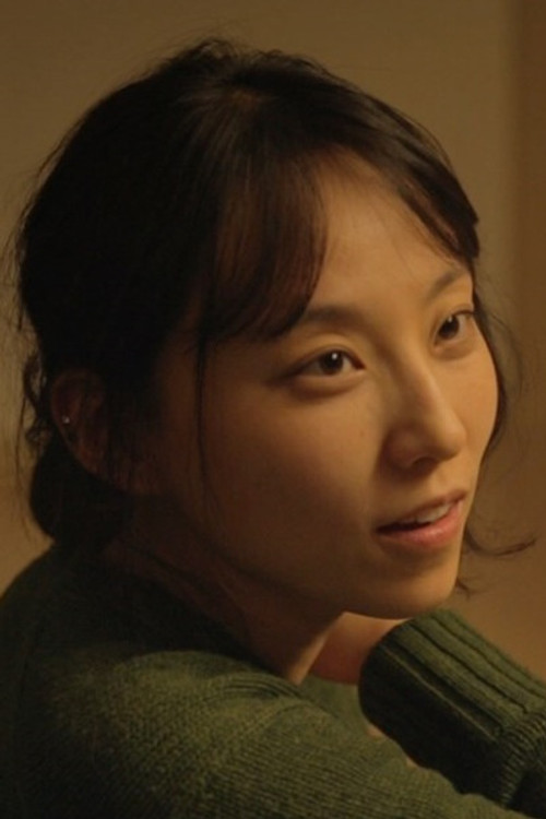 Ahn Ju-young as Student