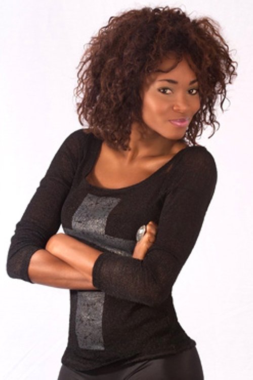 María Nela Sinisterra as 