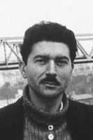 Alain Robbe-Grillet as Un Passant dans la Rue (uncredited)