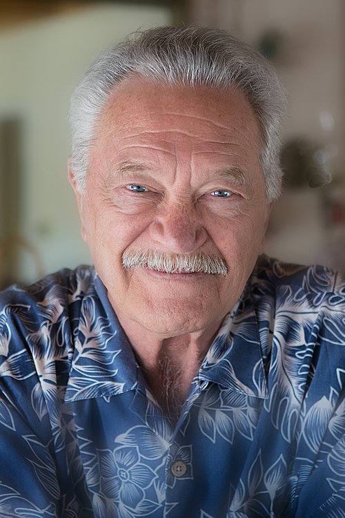 Mike Genovese as Chuck Malone