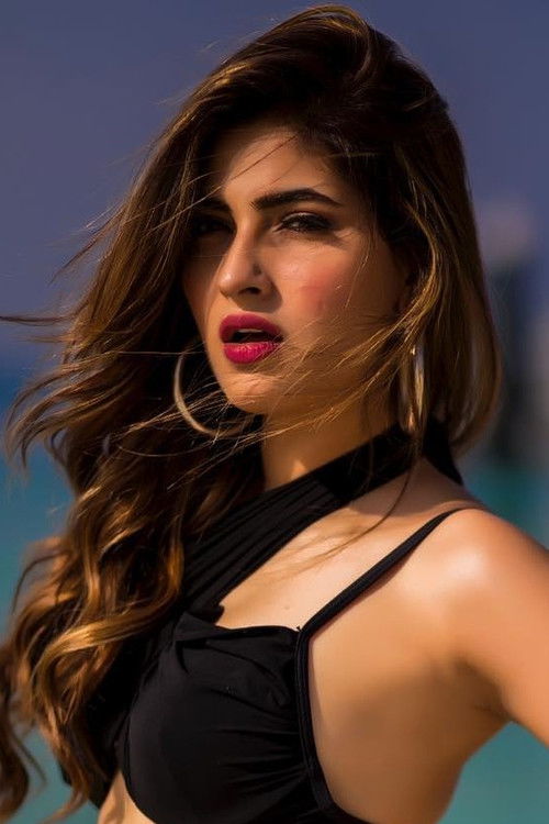 Karishma Sharma as Special Appearance in "Paisa" Song