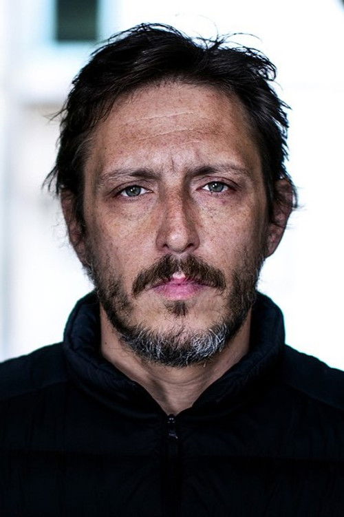 Filipe Homem Fonseca as Luís Reis