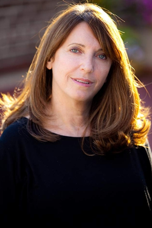 Gaylen Ross as Betsy