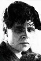 Aleksandr Dolinin as Badyin