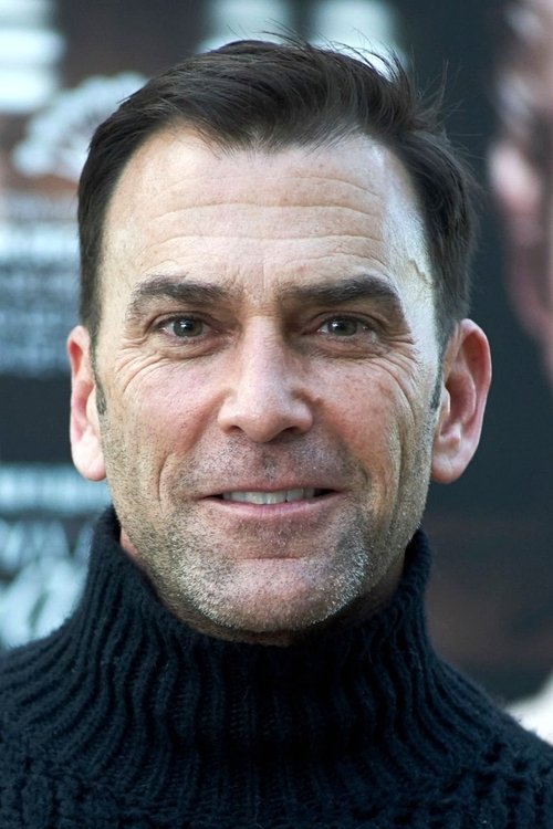 Timothy Gibbs as Jeff Davis