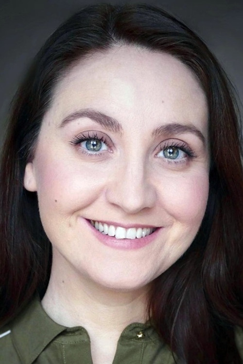 Alexandra Morales as Pharmacienne