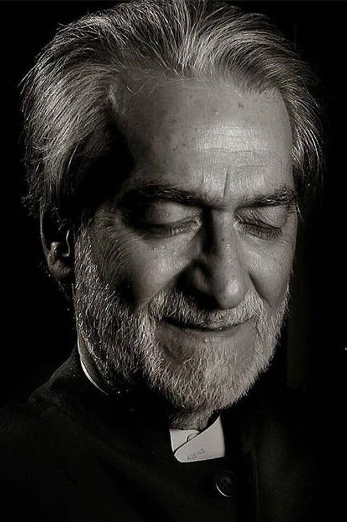 Majid Entezami as Himself