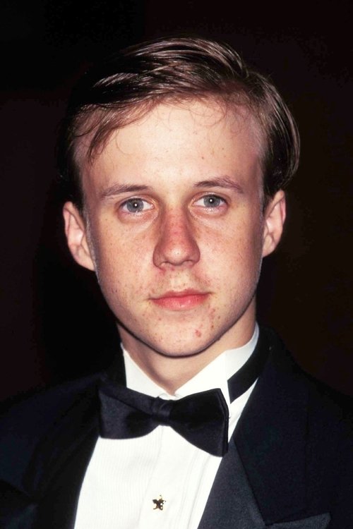 Benjamin Salisbury as Tin Boy (voice)