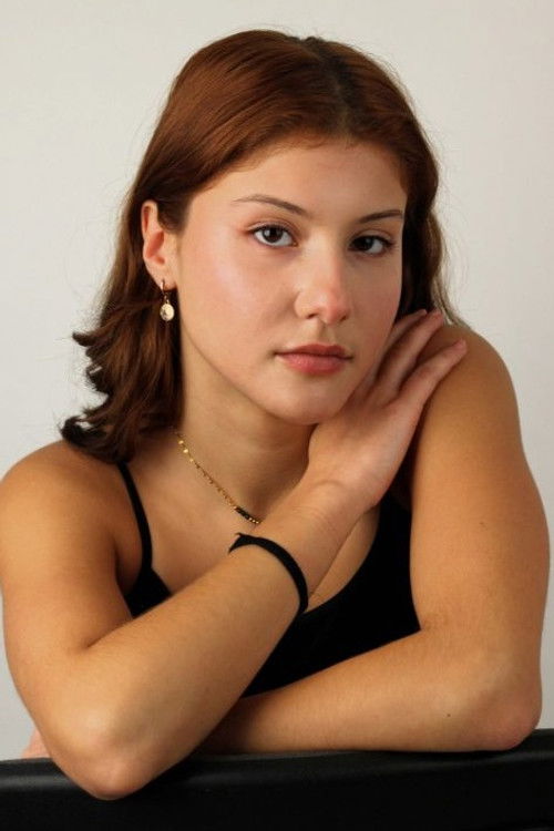 Vera Macedo as Amélia