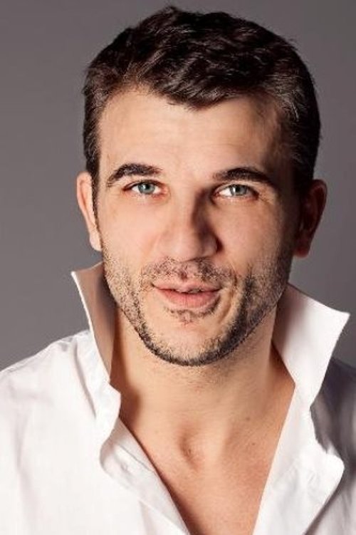 Sebastian Barrio as Kevin