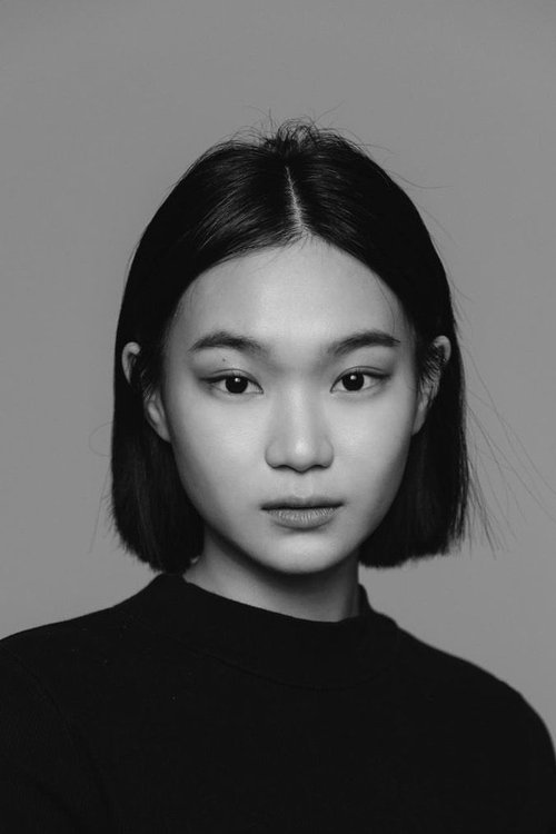 Wei Huang as Li Xin-yi