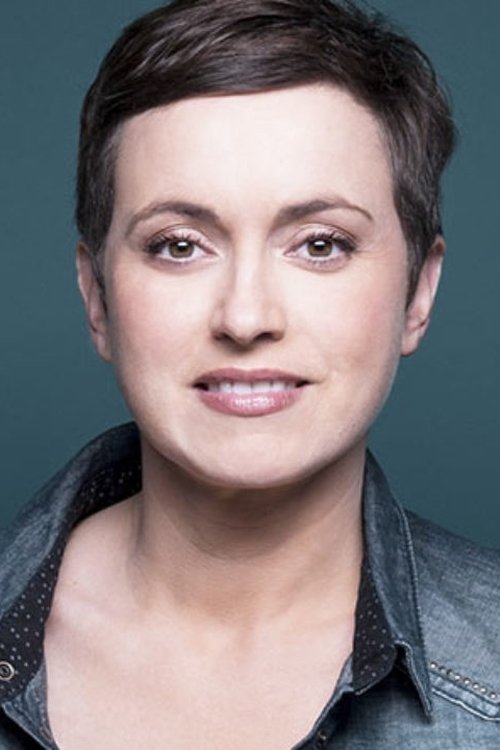 Sophie Jovillard as Présentatrice