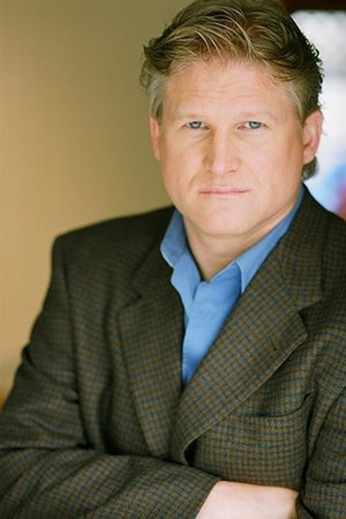 Lance August as Detective Clay