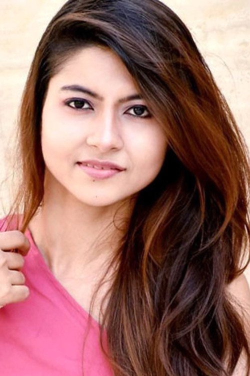 Maahi Kar as Jamuna's sister