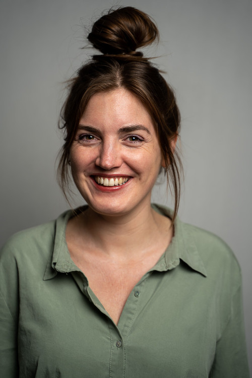 Willemijn de Jonge as Lawyer