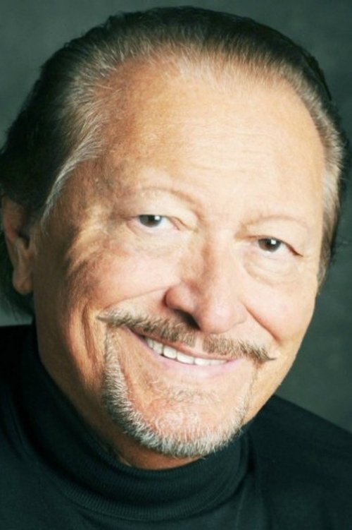 Adalberto Maria Merli as Flavio Gualdi