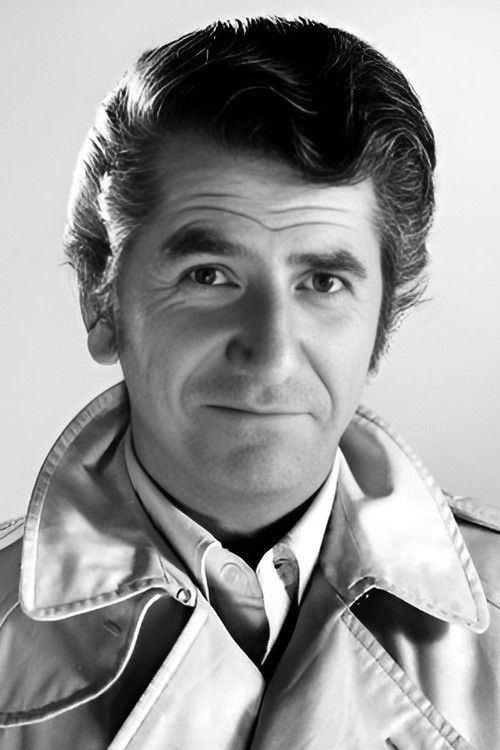 Daniel Gélin as Jean