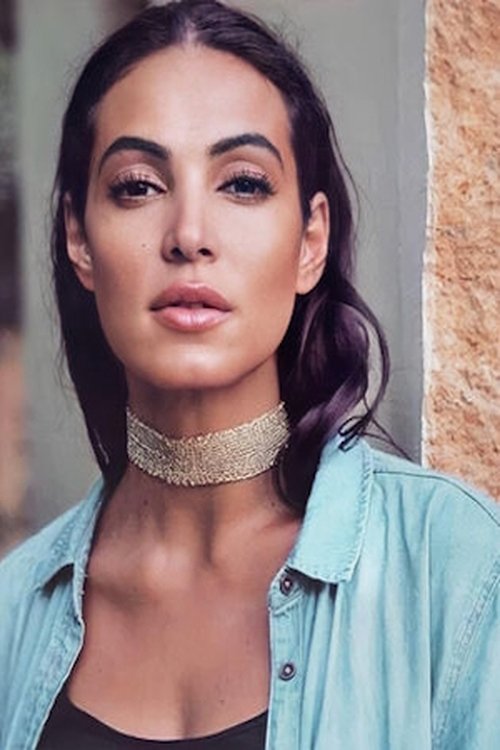 Nora Cheichaa as Amina