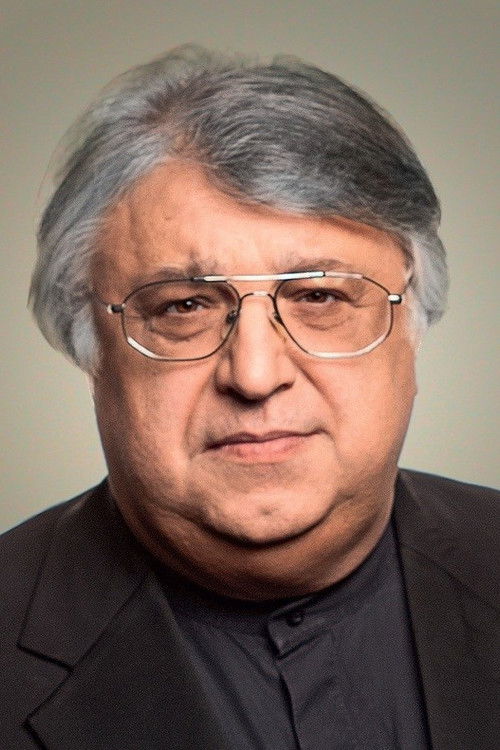 Farhad Badalbeyli as Self