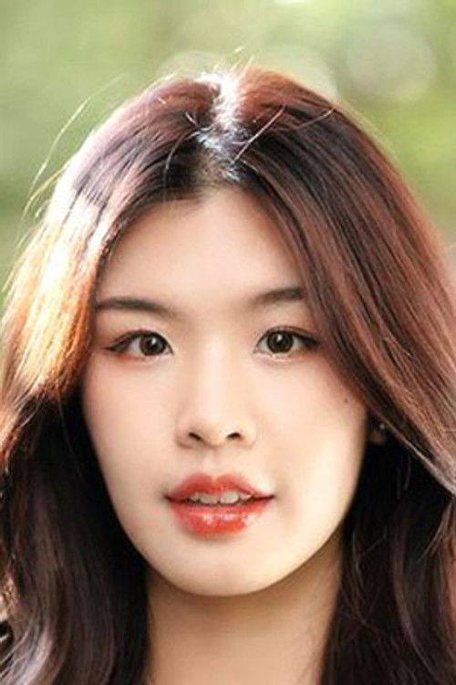 Rakchon Thipket as Cheesy